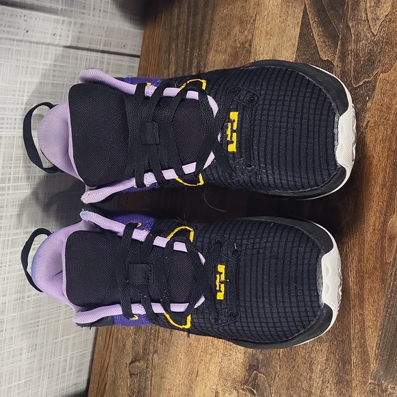 Nike Lebron Witness VII, Lakers, Black Purple Gold, Basketball Casual Everyday - Picture 2 of 6